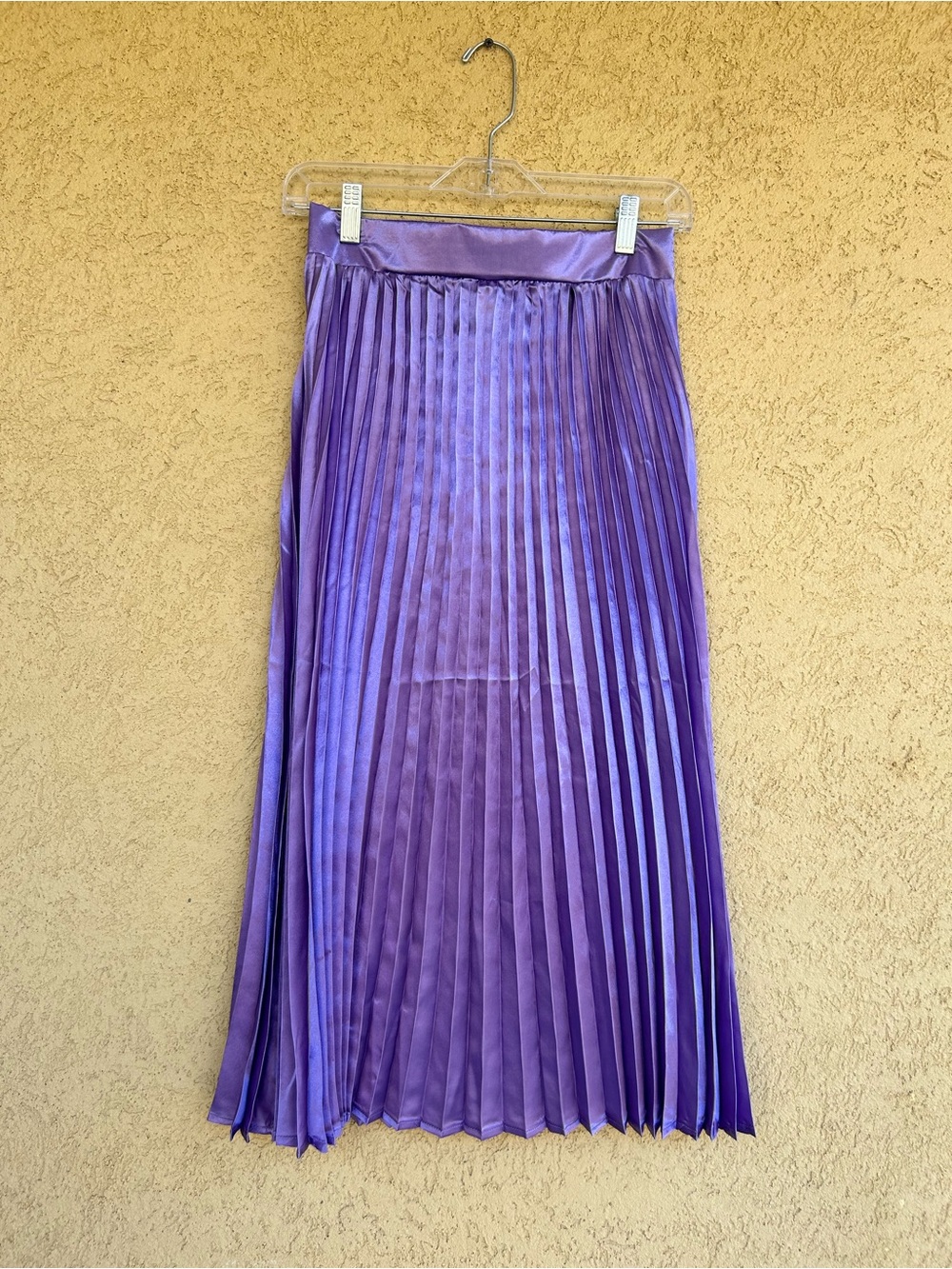 Hunter & Brown Purple Pleated Satin Midi Skirt NWT Size Small